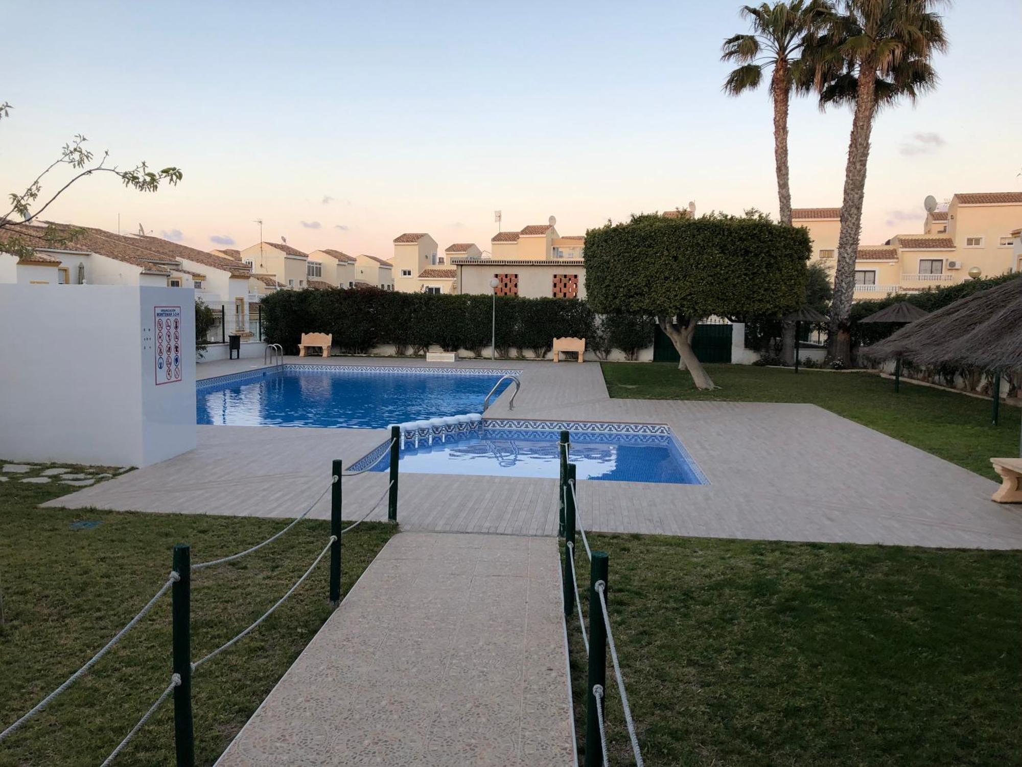 Alicante Life Puerto Marino Exterior photo